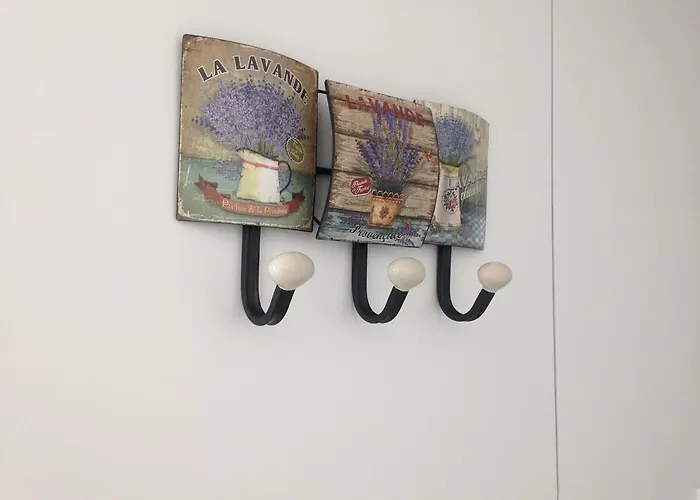 Daire Lovely Mezzanine In With Free Parking