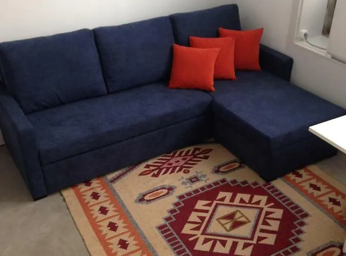 Lovely Mezzanine In With Free Parking Apartamento *